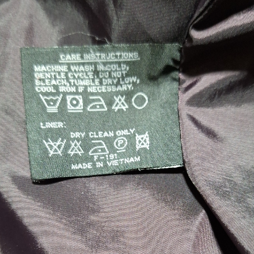 Women's Hooded Utility Jacket in Deep Purple - Picture 10 of 16
